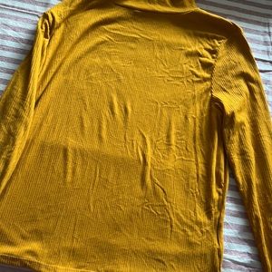 Mustard turtleneck long sleeve shirt